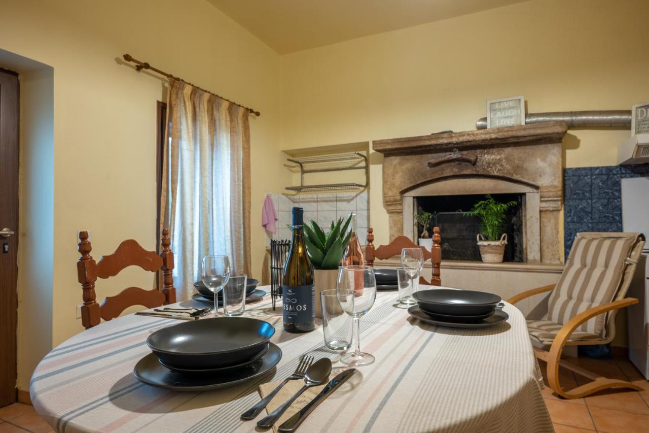 Walnut Tree Villa Archanes Zewnętrze zdjęcie